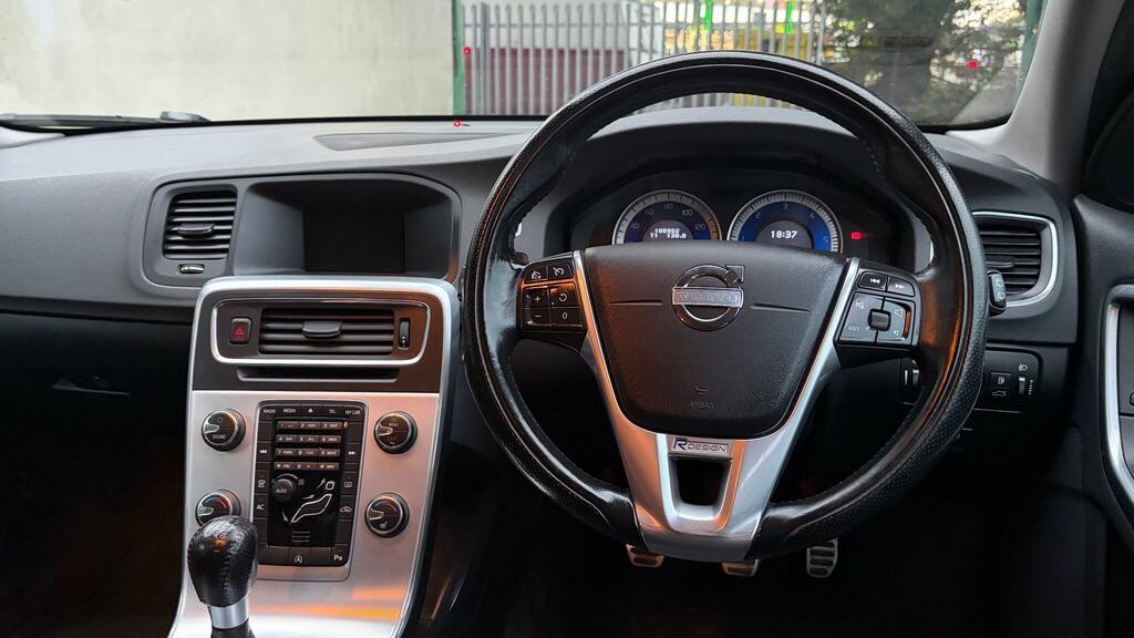 Volvo V60 2.0 D3 Es Nav Euro 5 Ss Black #13