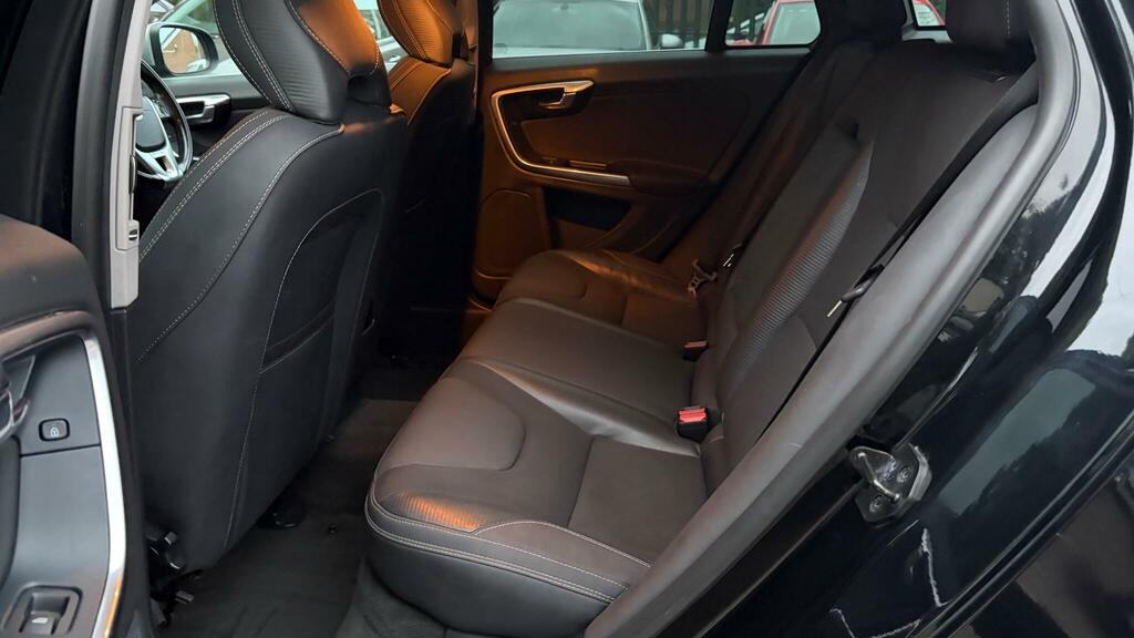 Volvo V60 2.0 D3 Es Nav Euro 5 Ss Black #31