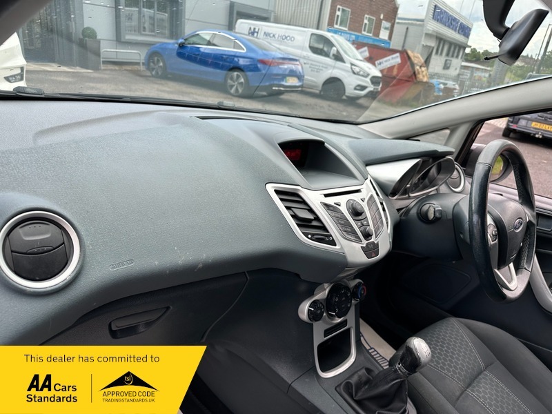 Ford Fiesta Zetec 1.2 CA09EMJ Black #4