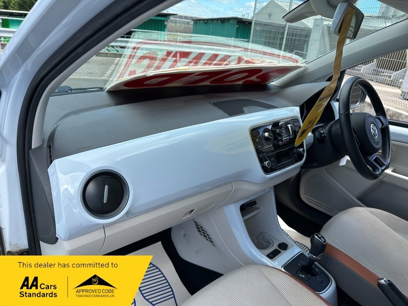Volkswagen Up Auto 1.0 Petrol Automatic White #5
