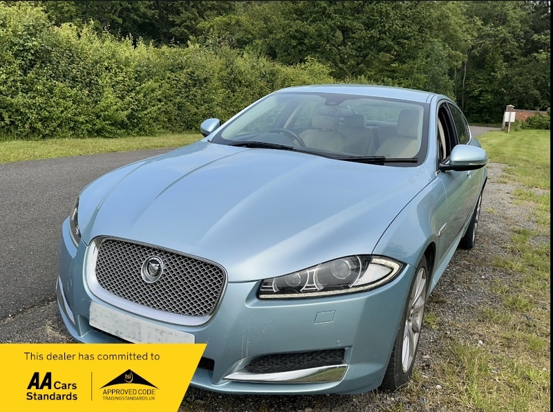 Jaguar XF D Luxury Xf Blue