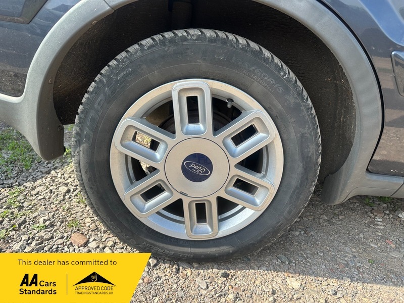 Ford Fusion Zetec Climate 1.6 Grey #4