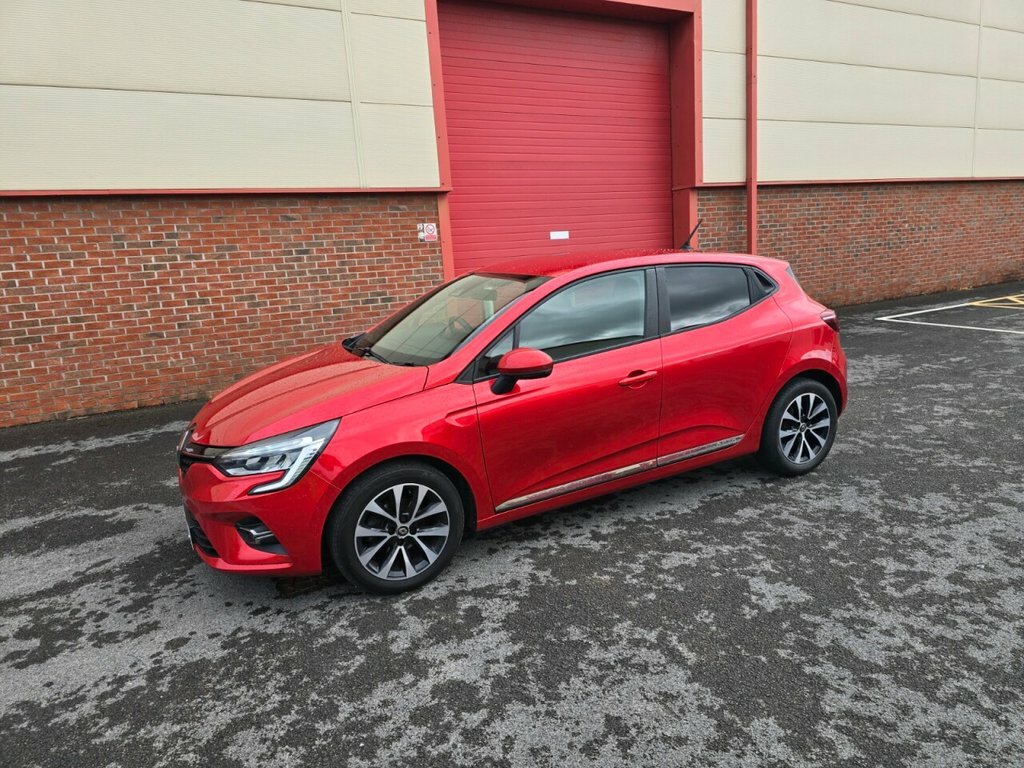 Renault Clio 1L Iconic SD69XMU Red #5