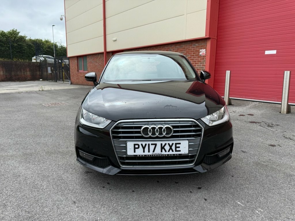 Audi A1 1L Sport PY17KXE Black #3