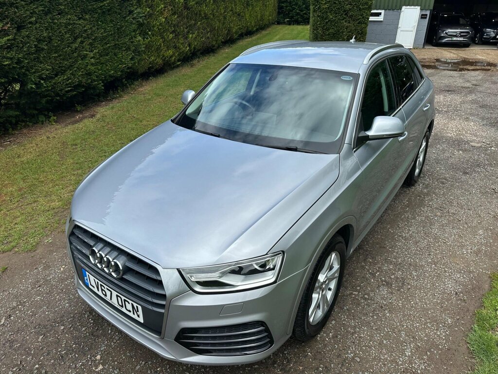 Audi Q3 Black Edition White #15