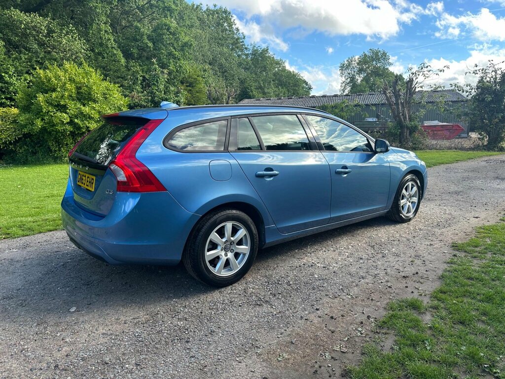 Volvo V60 2.0 D3 Business Edition Geartronic Euro 5 Ss Blue #2