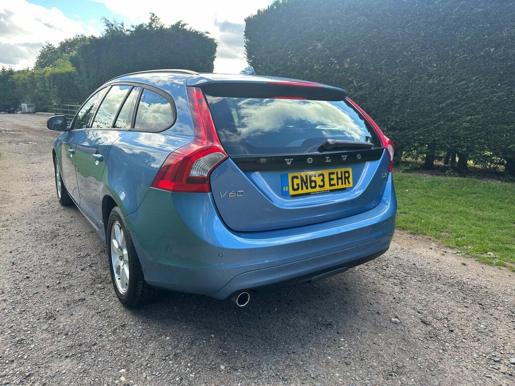 Volvo V60 2.0 D4 R-design Euro 5 Ss Black #13