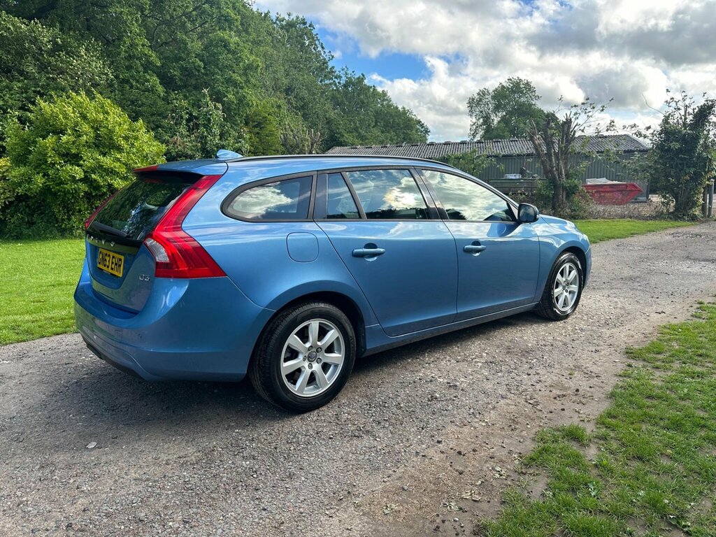 Volvo V60 2.0 D4 R-design Euro 5 Ss Black #16