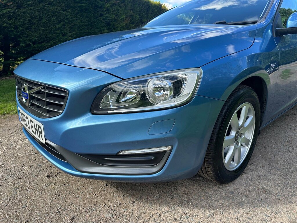 Volvo V60 2.0 D4 R-design Euro 5 Ss Black #18