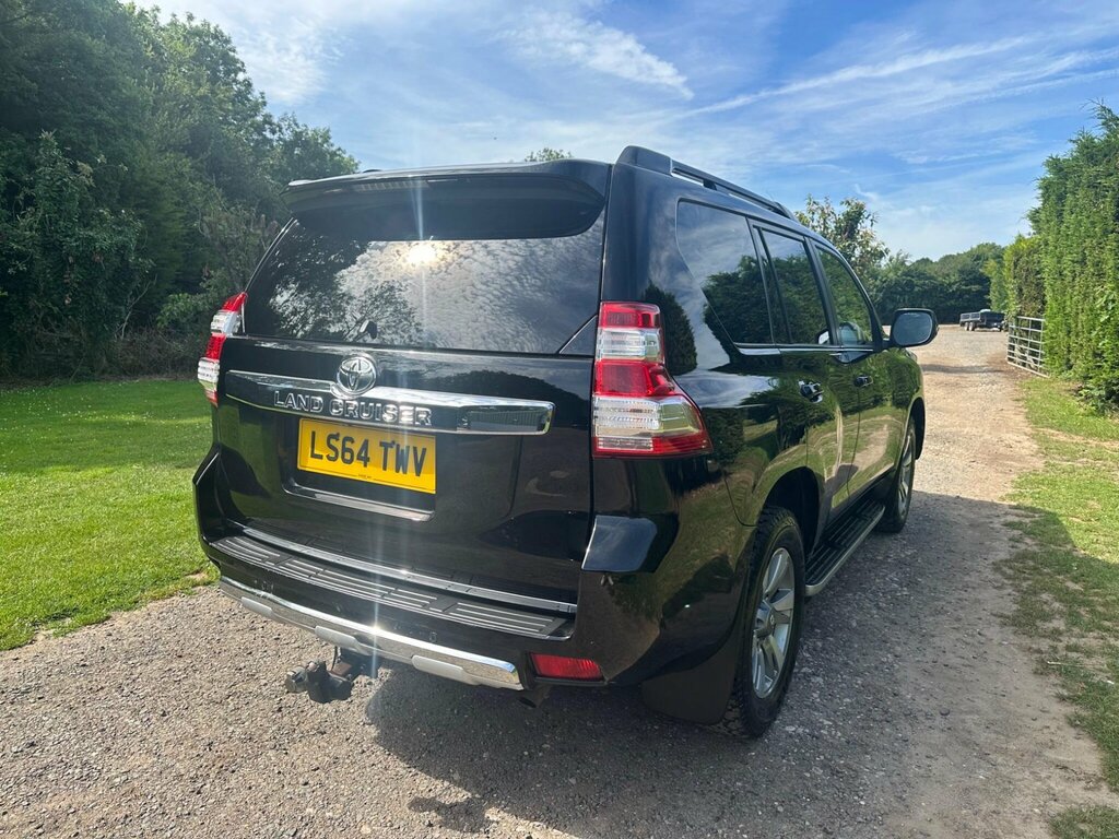Toyota Land Cruiser 3.0 D-4d Invincible 4 White #51