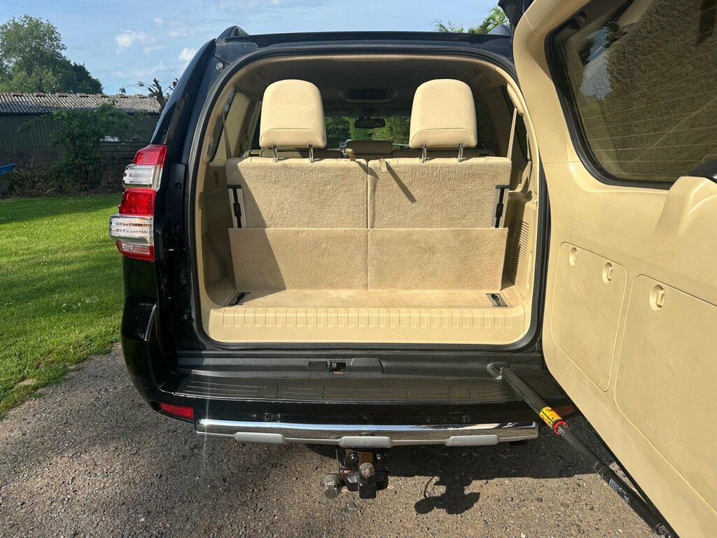 Toyota Land Cruiser 3.0 D-4d Invincible 4 White #21