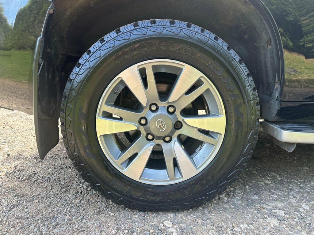 Toyota Land Cruiser 3.0 D-4d Invincible 4 White #82
