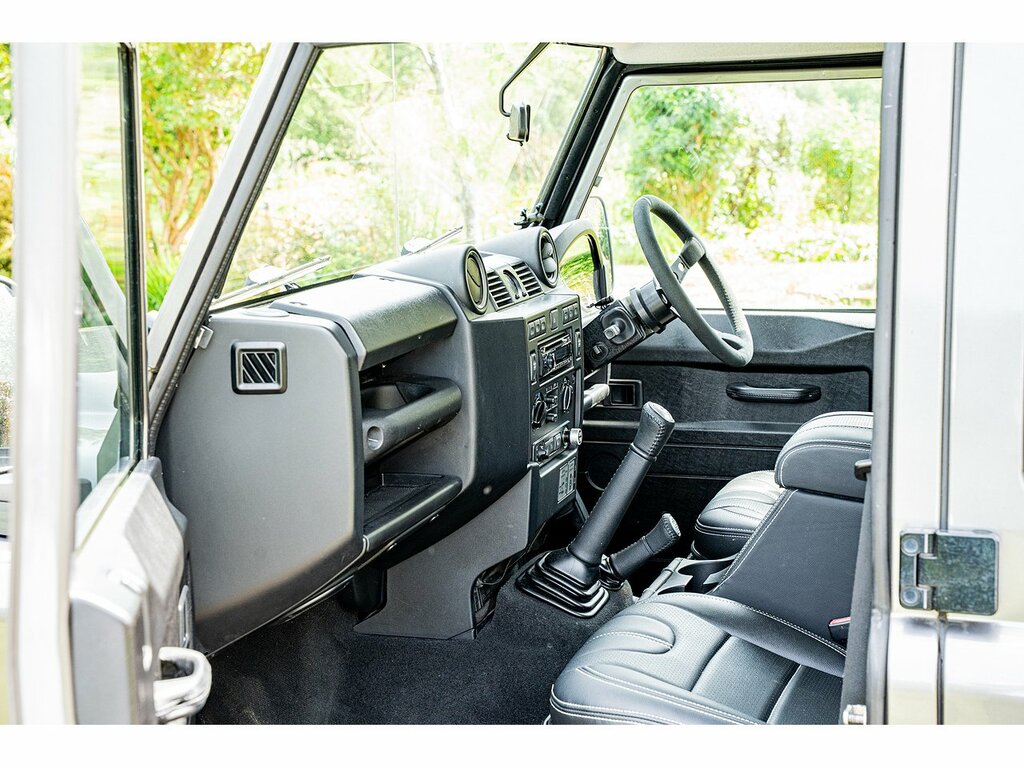 Land Rover Defender 110 Tdci Blue #31