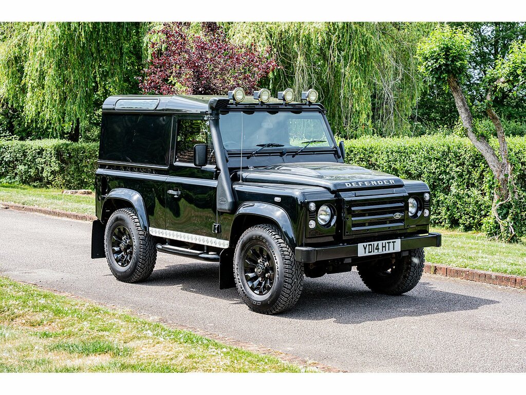 Land Rover Defender 90 Tdci Xs Black