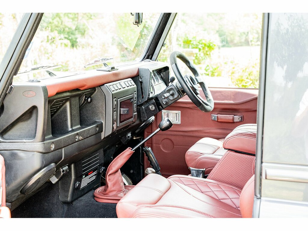 Land Rover Defender 90 2.5 90 Td5 County Green #32