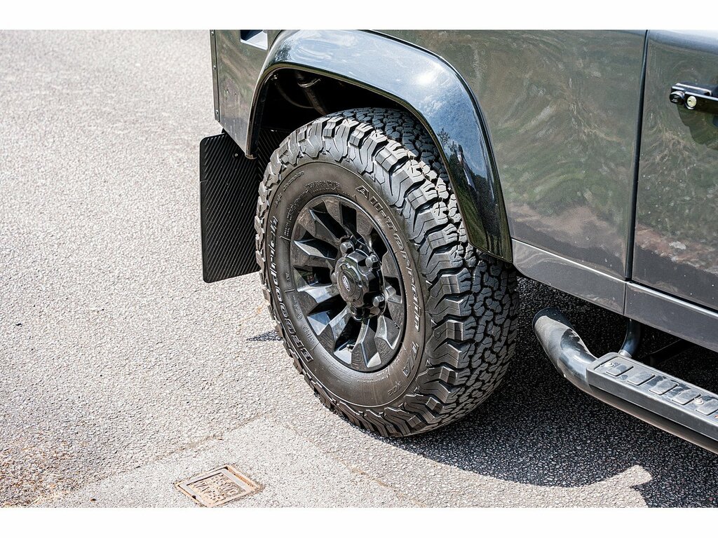 Land Rover Defender 90 2.5 90 Td5 County Green #13