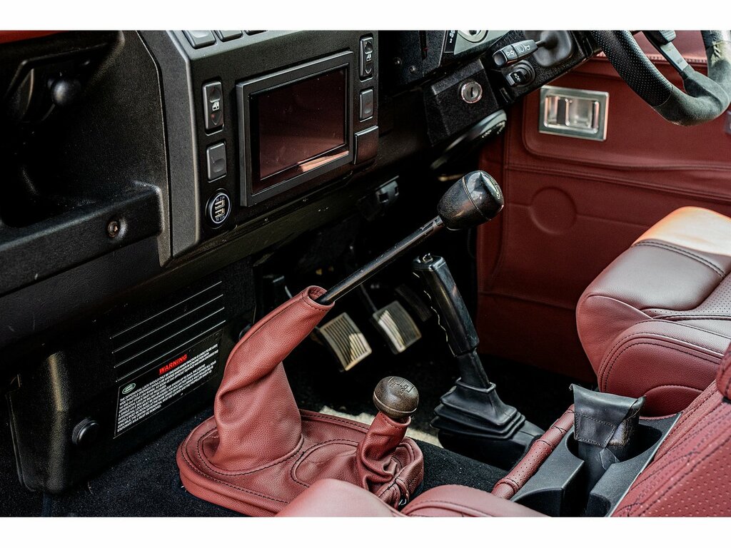 Land Rover Defender 90 2.5 90 Td5 County Green #29