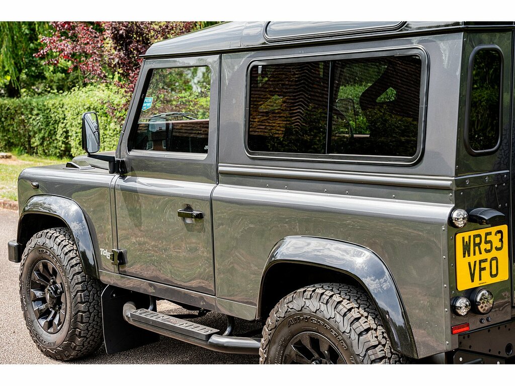 Land Rover Defender 90 2.5 90 Td5 County Green #16