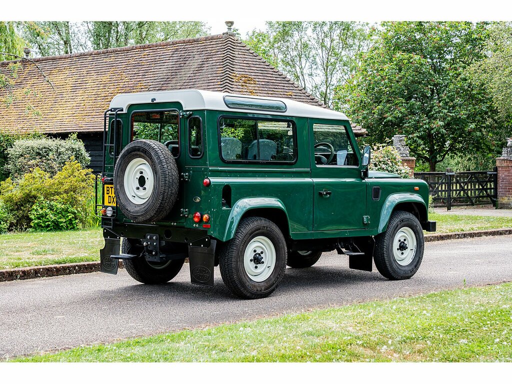 Land Rover Defender 90 Td5 County BT05DXO Green #6