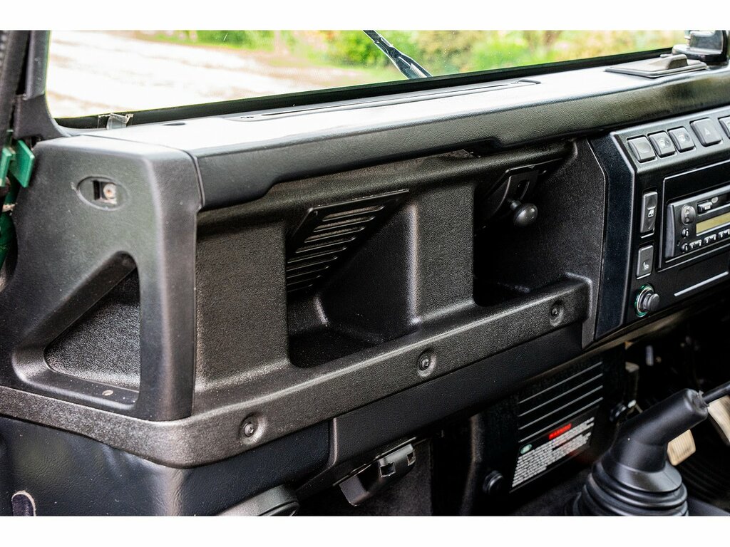 Land Rover Defender 90 90 2.5 Td5 County Red #27