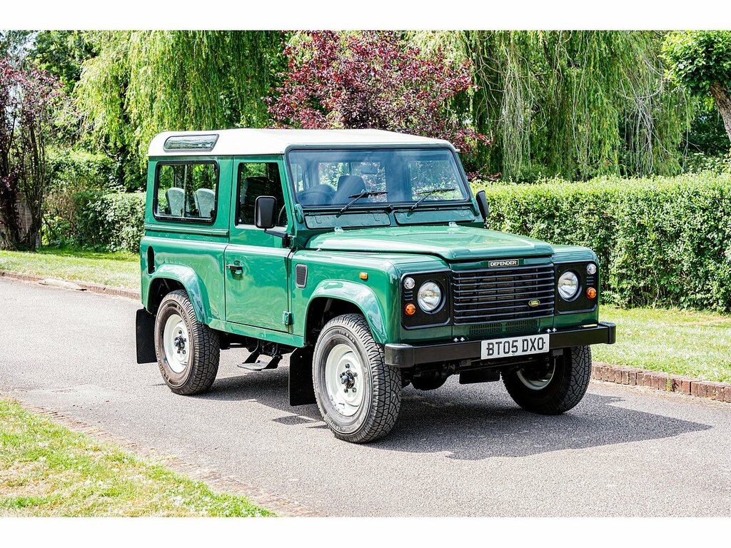 Land Rover Defender 90 Td5 County Green