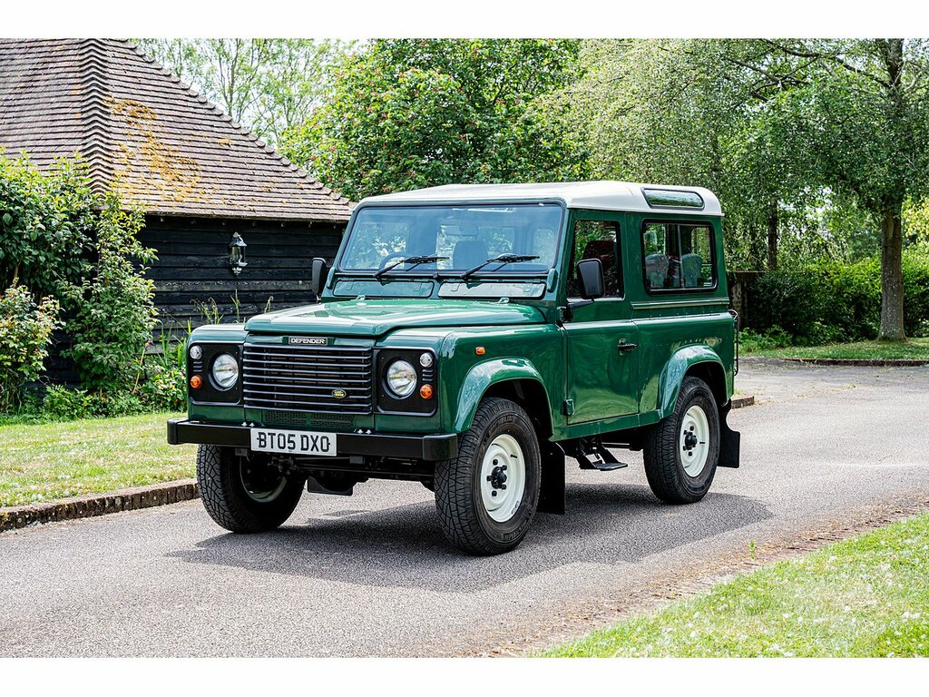 Land Rover Defender 90 Td5 County BT05DXO Green #4