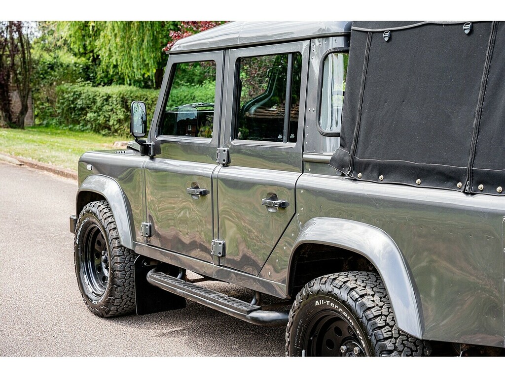Land Rover Defender 110 Td5 County Blue #12