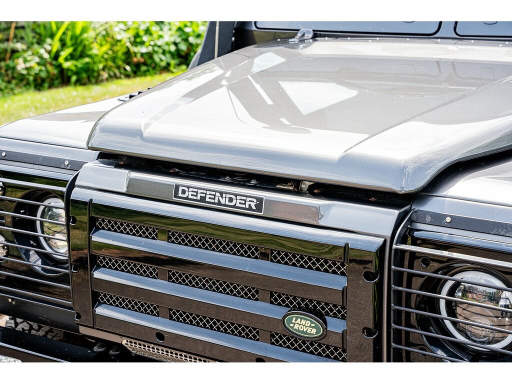 Land Rover Defender 110 Td5 Xs Grey #5