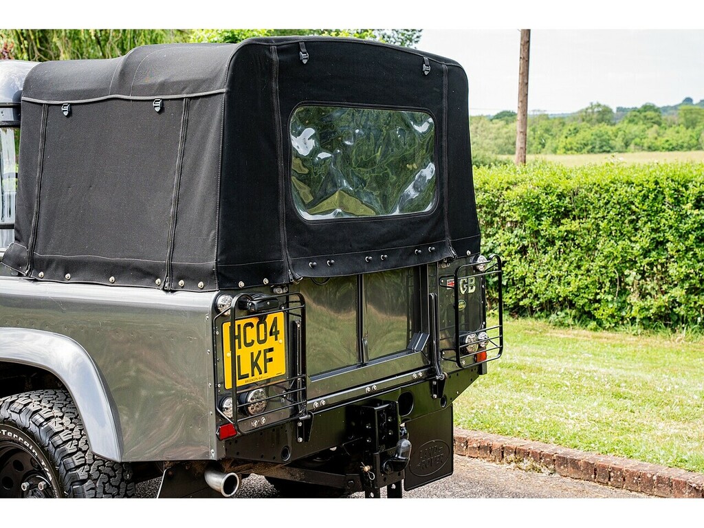 Land Rover Defender 110 Td5 County Blue #13