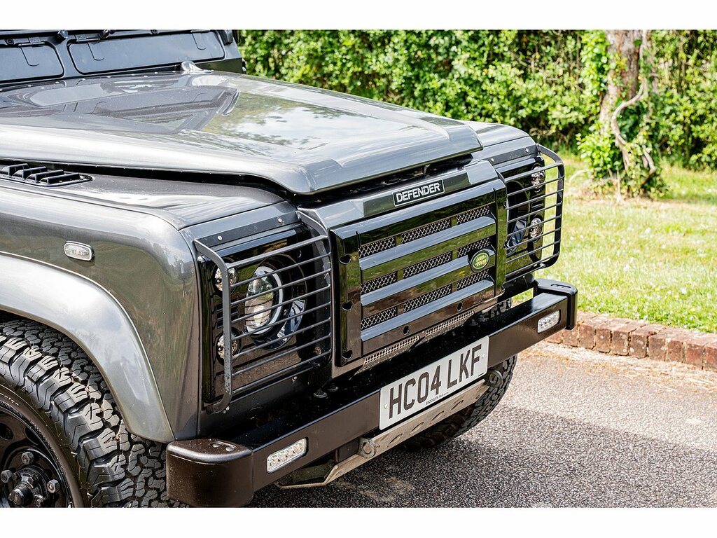 Land Rover Defender 110 Td5 County Blue #11