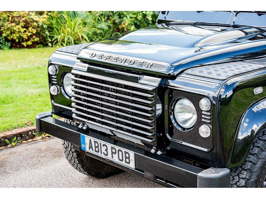 Land Rover Defender 110 Tdci Xs Black #6