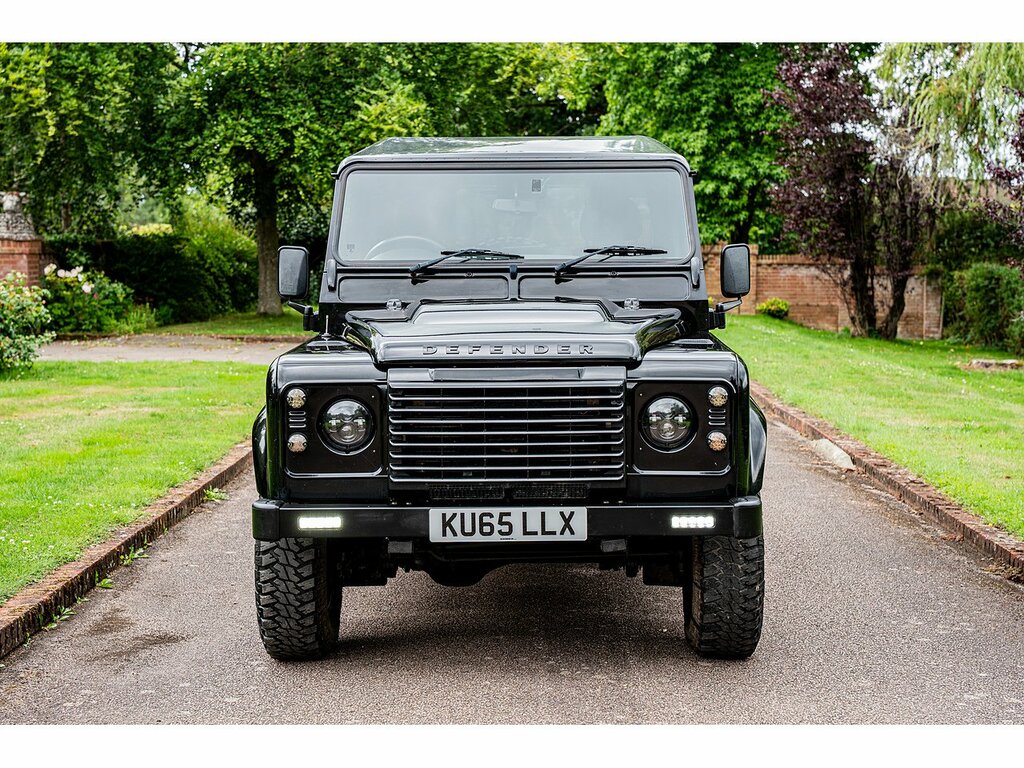 Land Rover Defender 90 Tdci Xs Black #2