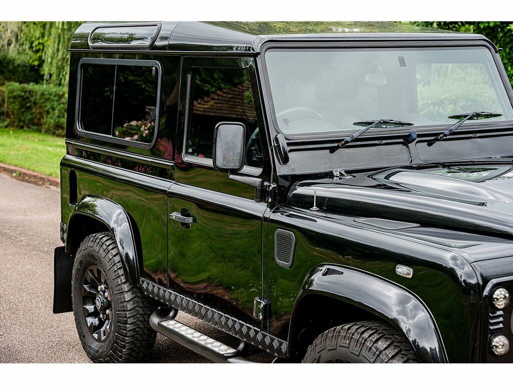 Land Rover Defender 90 Tdci Xs Black #5
