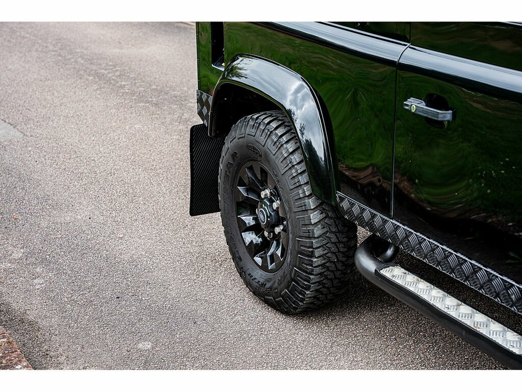 Land Rover Defender 90 Suv Black #24