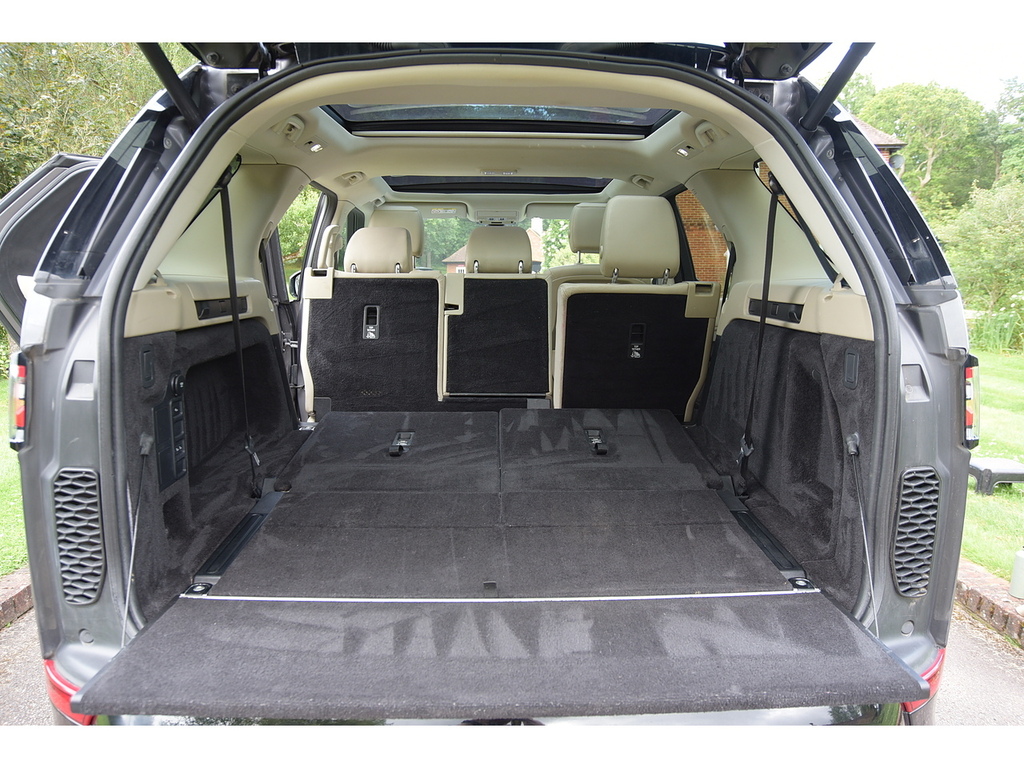 Land Rover Discovery Discovery Hse Sdv6 Black #25