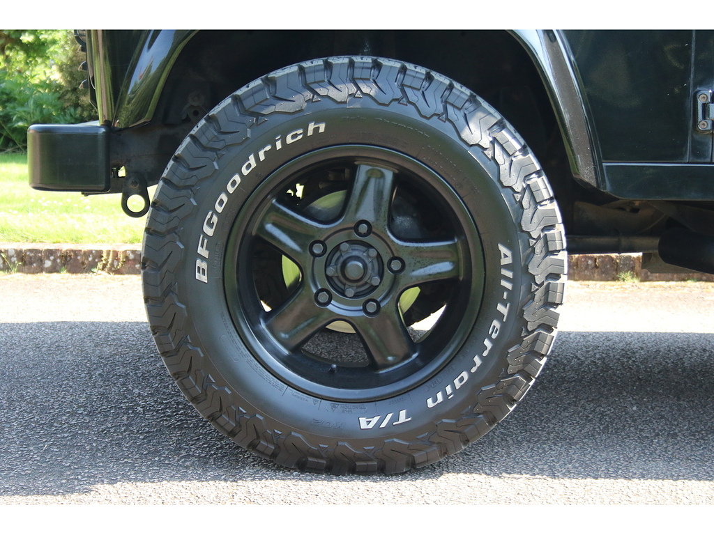 Land Rover Defender 90 Defender 90 Hard Top Td Grey #33
