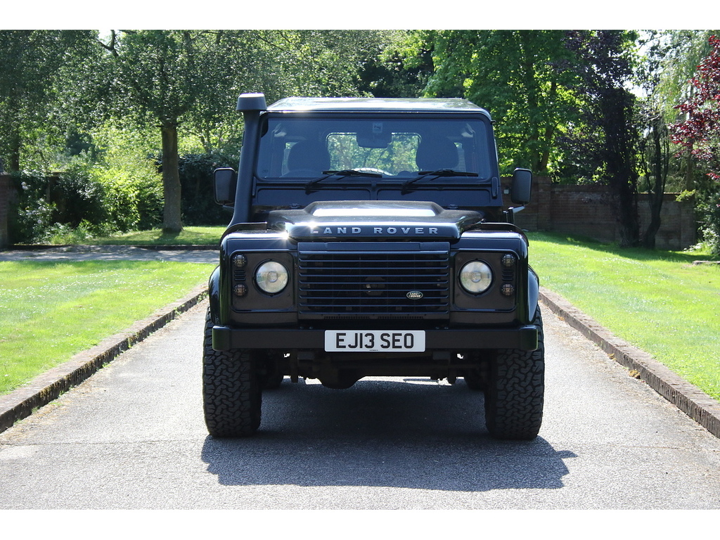 Land Rover Defender 90 Tdci Xs Black #2