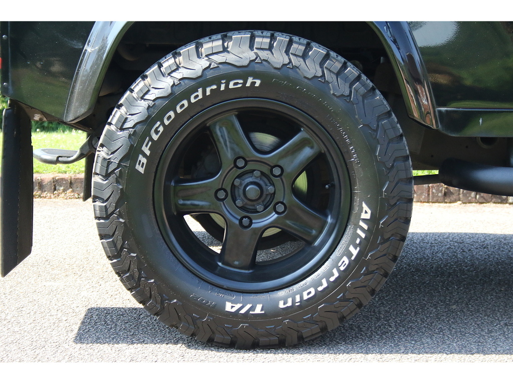 Land Rover Defender 90 Defender 90 Hard Top Td Grey #34