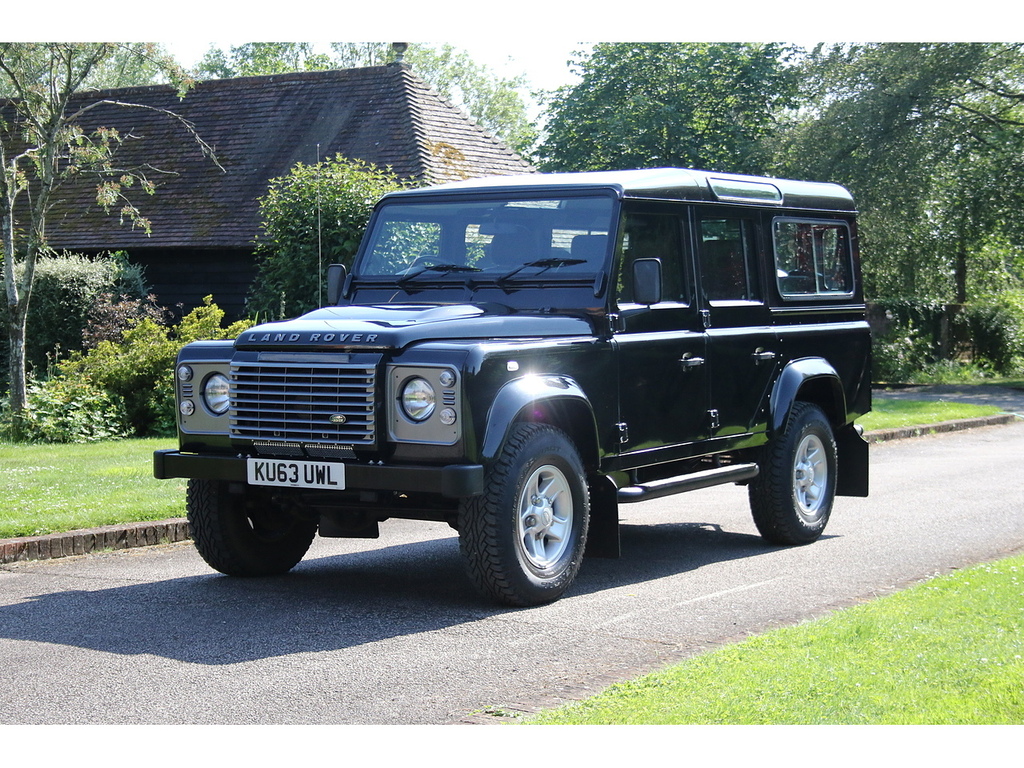 Land Rover Defender 110 Tdci Xs Black #3