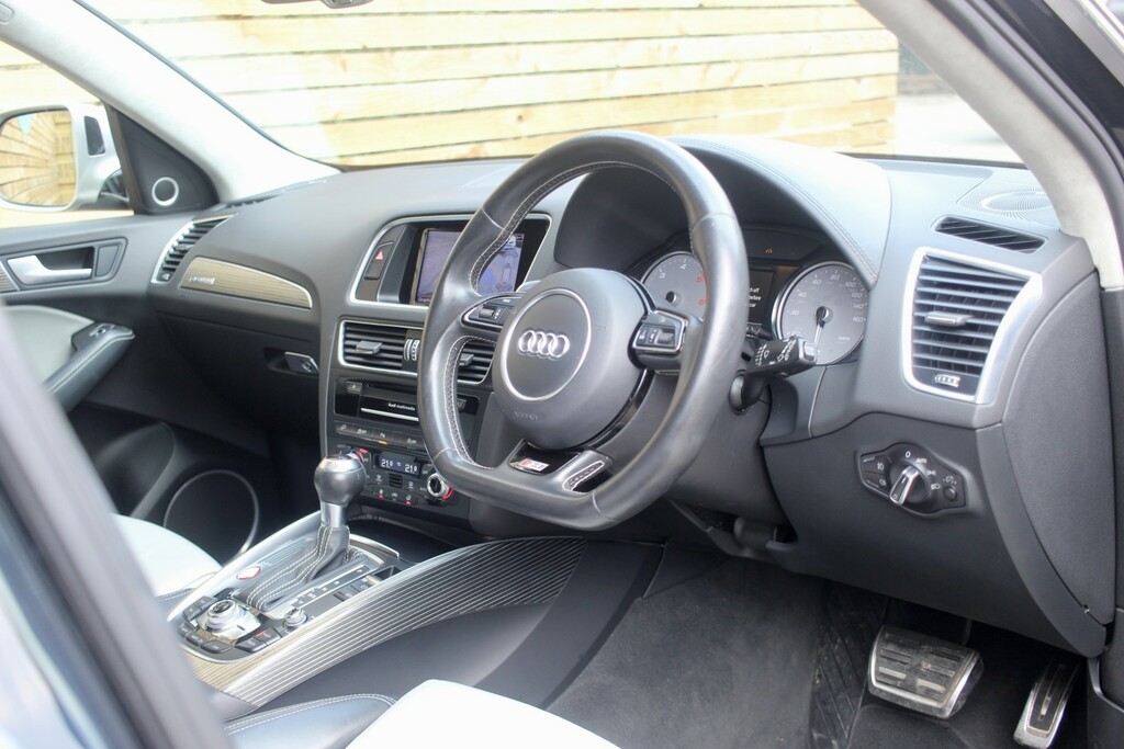 Audi SQ5 3.0 Bitdi V6 Blue #3
