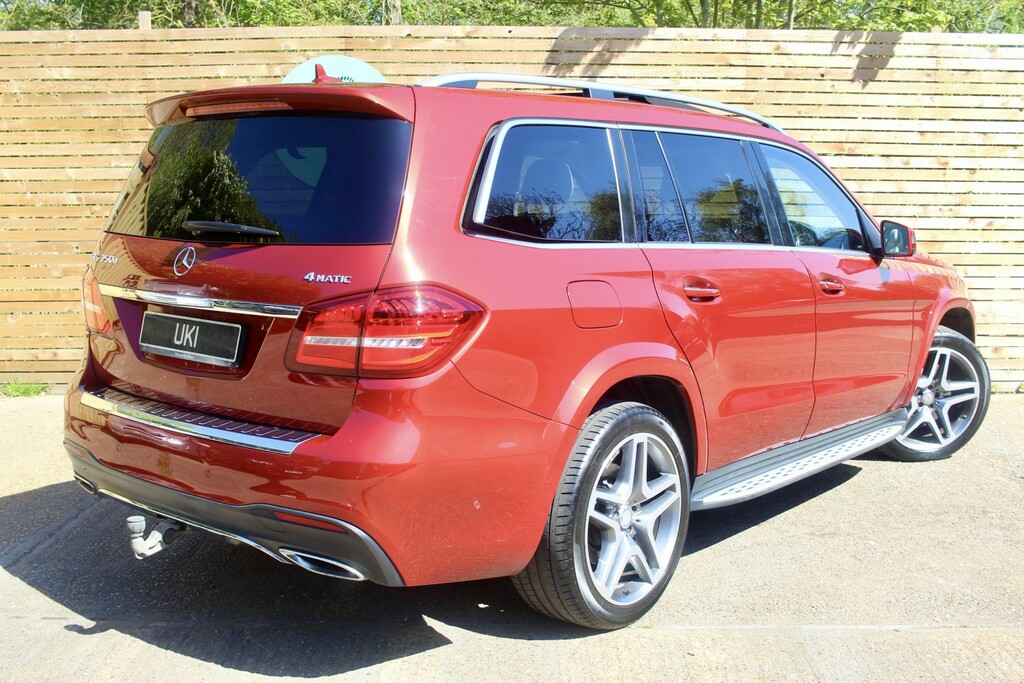 Mercedes-Benz GLS Class 3.0 Gls350d V6 Amg Line Red #2