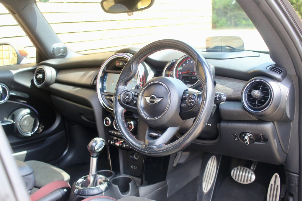Mini Hatch 2.0 John Cooper Works 3-Door Hatch Grey #3