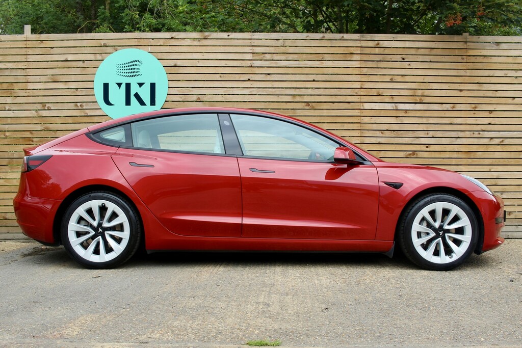 Tesla Model 3 Saloon Red #3