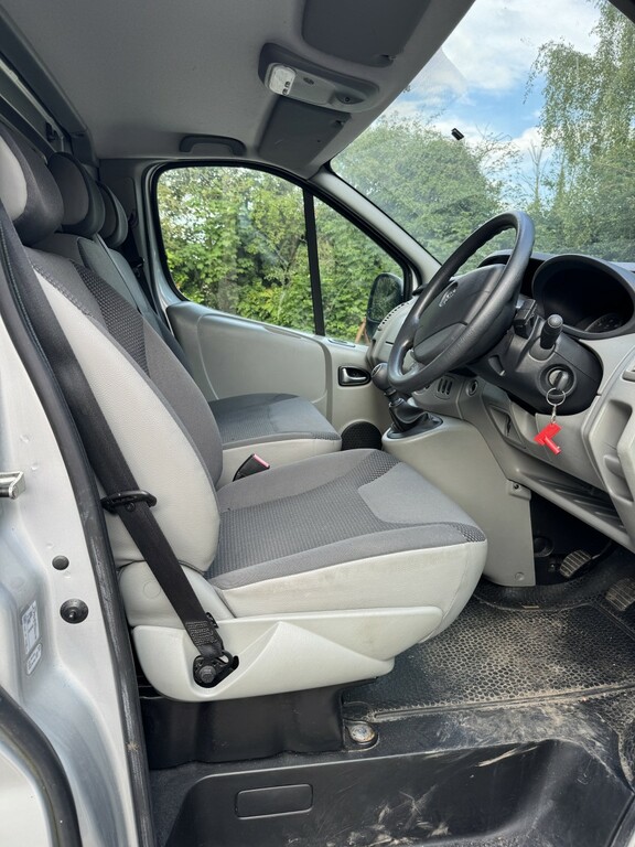 Vauxhall Vivaro 2900 L1h1 Cdti Pv White #11