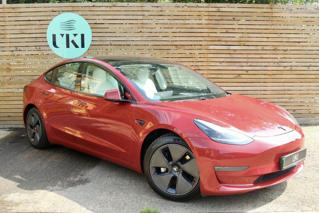 Tesla Model 3 Saloon Red #2