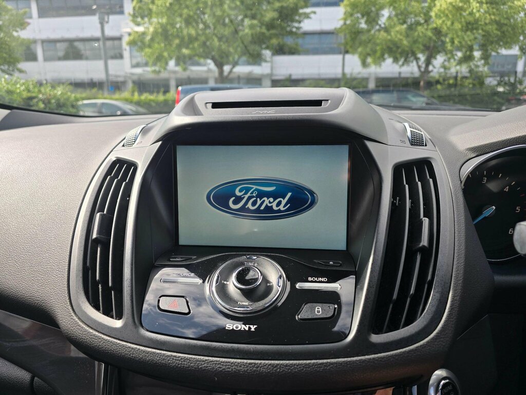 Ford Kuga 2.0 Zetec Tdci 148 Bhp Grey #9