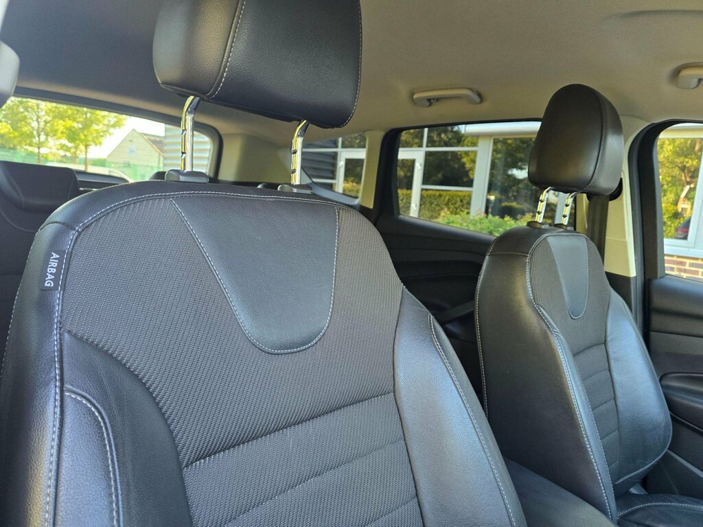 Ford Kuga 2.0 Tdci 150 Titanium White #14