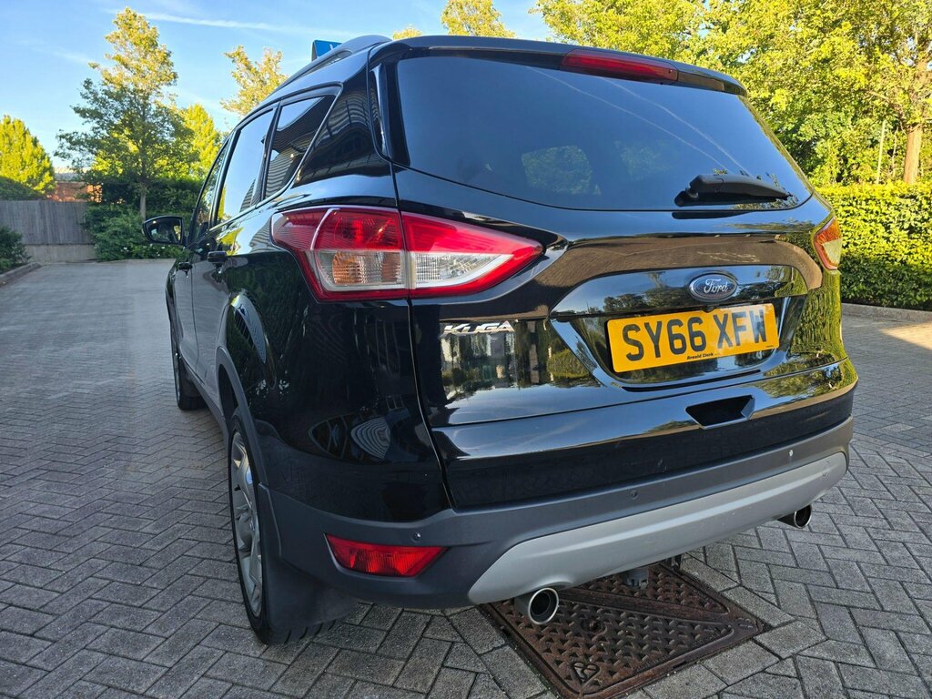 Ford Kuga 2.0 Tdci 150 Titanium White #8