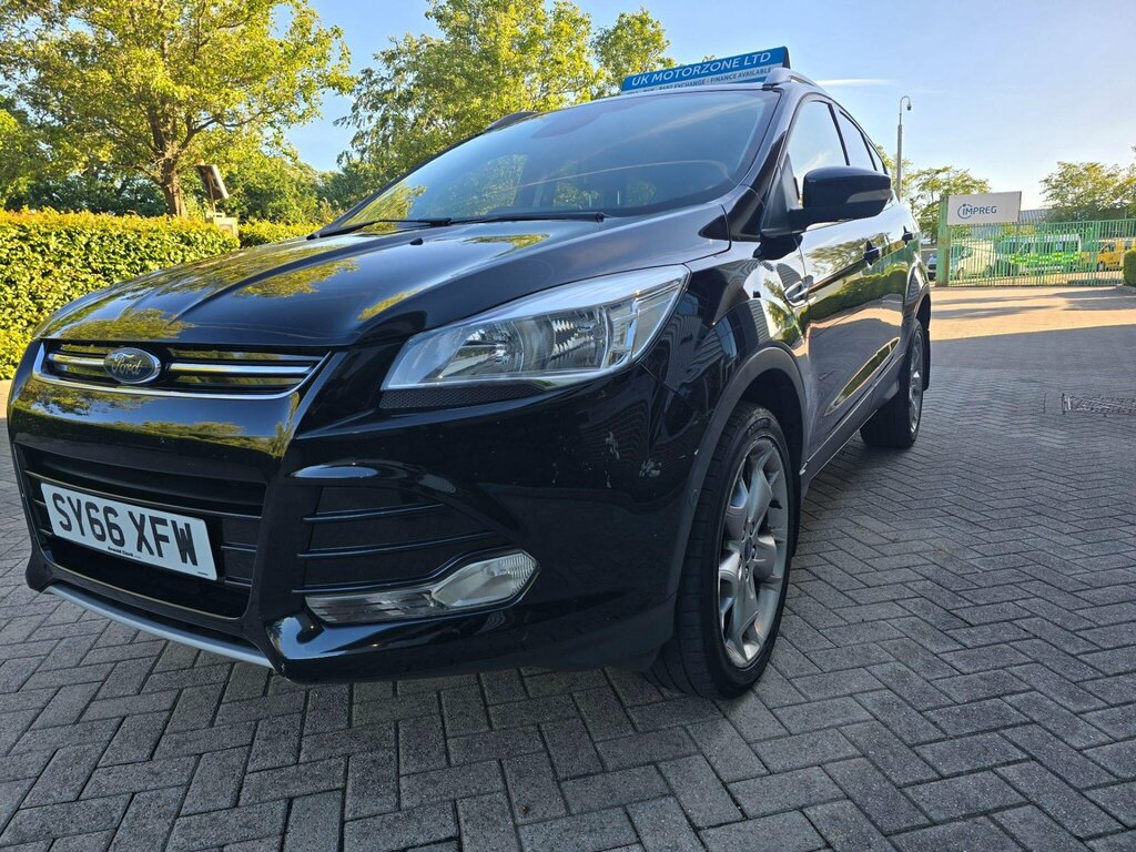 Ford Kuga 2.0 Tdci Titanium Powershift Awd Euro 6 Ss Black #3