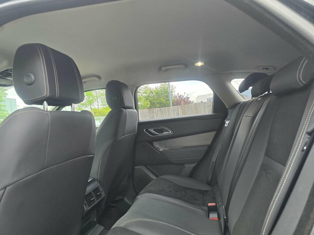 Land Rover Range Rover Velar 3.0 D300 Hse Black #11